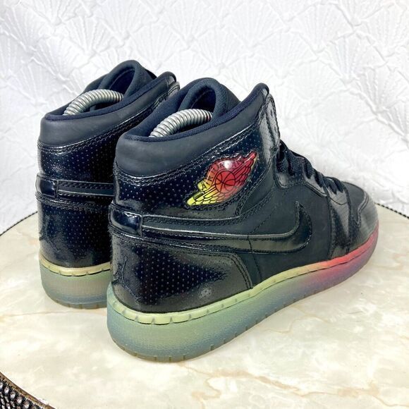 Nike Air Jordan 1 Retro Hi GS Sneakers Y (4.5) W(6) Black Fuchsia Athletic Shoes - Picture 11 of 14